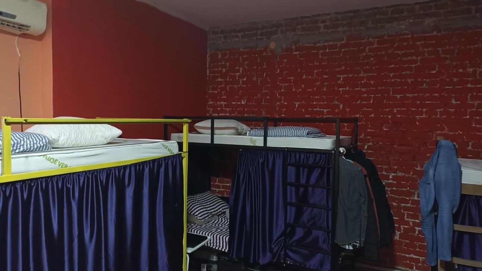 Newborn Center Hostel All Day Free Coffee Пристина Екстериор снимка